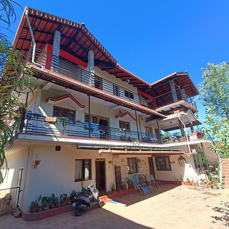 Coorg Girinivas Homestay 102 Madikeri Rum bild